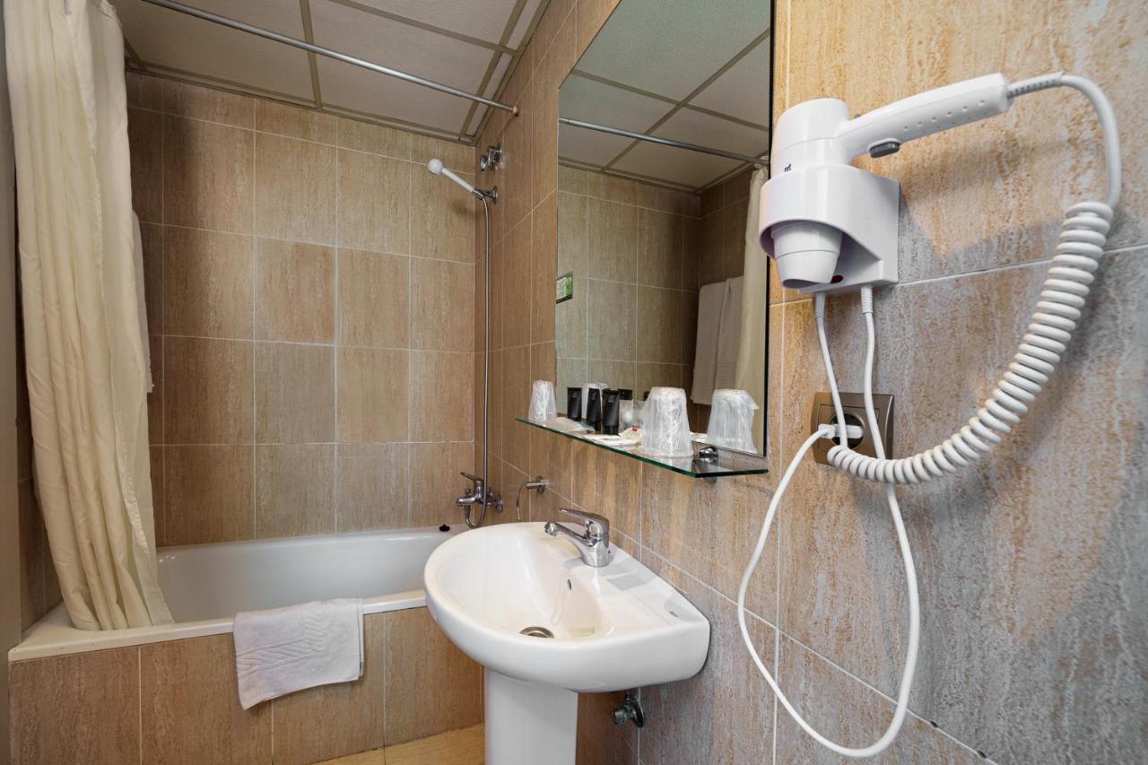 Hotel Regio Torrelavega Eksteriør bilde