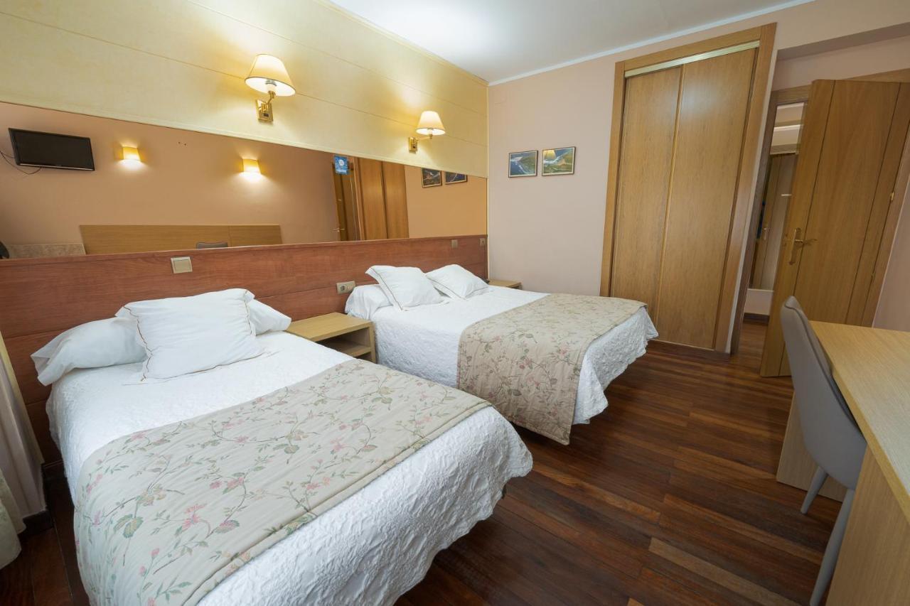 Hotel Regio Torrelavega Eksteriør bilde