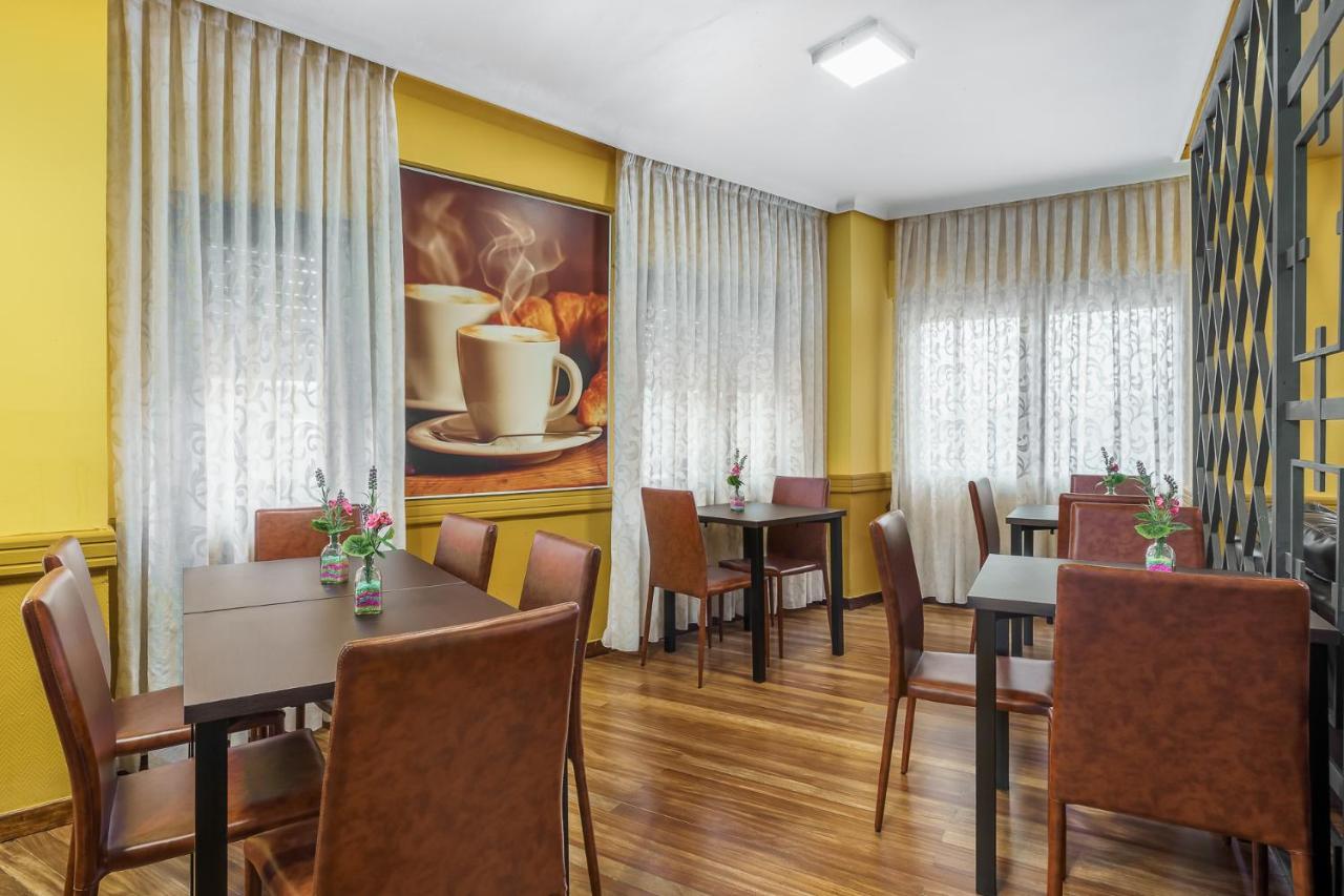 Hotel Regio Torrelavega Eksteriør bilde