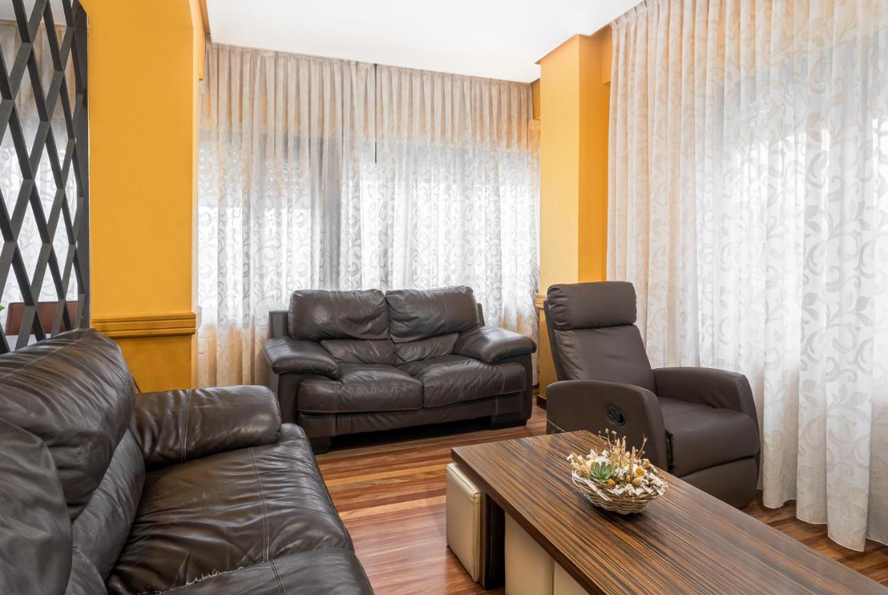 Hotel Regio Torrelavega Eksteriør bilde